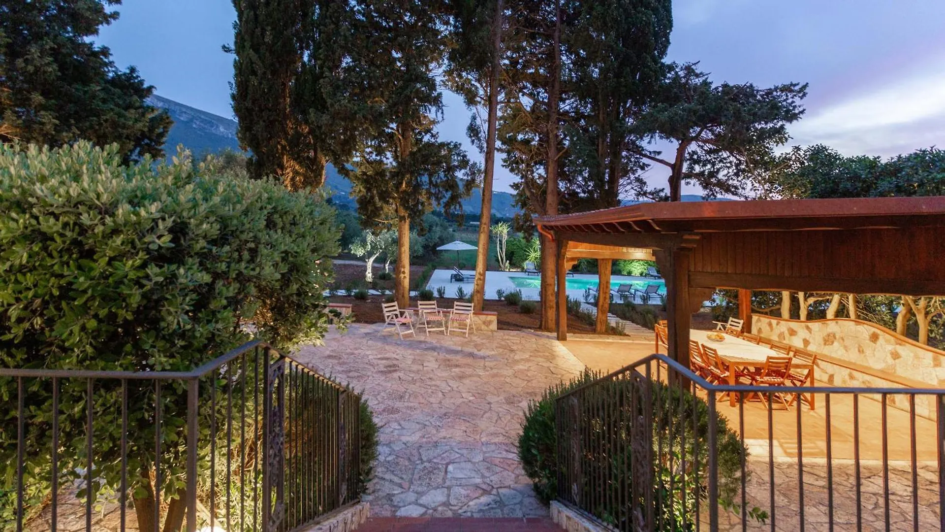 Casale Buccellato 14 By Massimo Villas كاستيلاّماري ديل غو